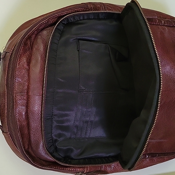 Wilson's Leather Brown Backpack - Picture 6 of 14